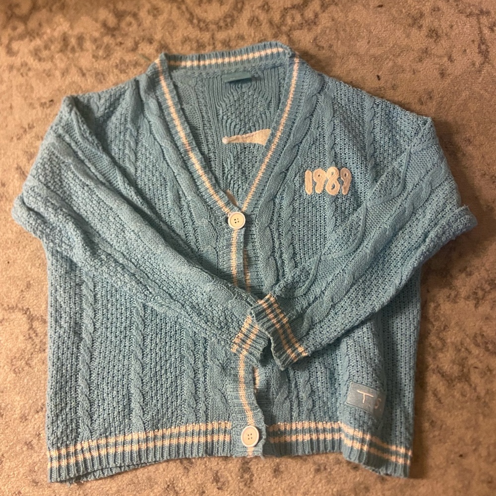 official 1989 tv taylor cardigan